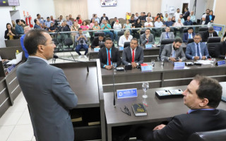 Prefeito Wagner Rodrigues na Câmara, durante lançamento do Araguaína para Cristo 