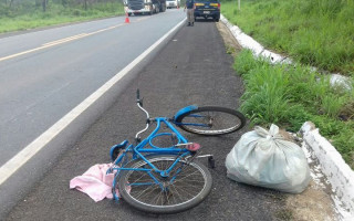 O acidente ocorreu por volta das 14h40 desse domingo (26)