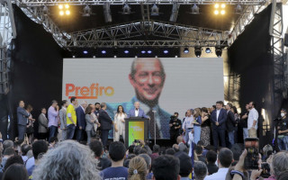 O PDT ainda não definiu o candidato a vice-presidente.