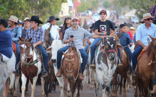 Wanderlei participou dos festejos da padroeira de Aparecida do Rio Negro.