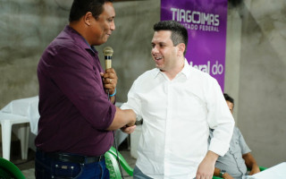Vereador Geraldo Silva durante evento no qual declara apoio à reeleição de Tiago Dimas.