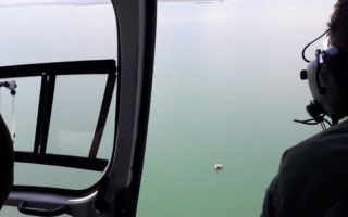 Helicóptero auxilia nas buscas 