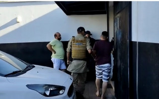 Agressor foi preso em flagrante por lesão corporal e ameaça. 