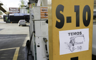 Preço médio de venda de diesel A terá redução de R$ 0,22 por litro