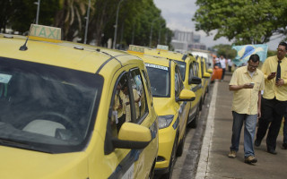 O benefício será concedido aos taxistas até dezembro para compensar a elevação do preço de combustíveis.