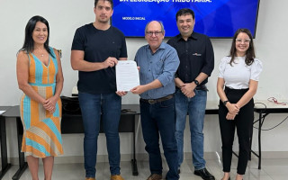 Em Palmas, Dimas participou do 2º Encontro da Agenda Política, realizado pela Adat, Ajee e Atos.