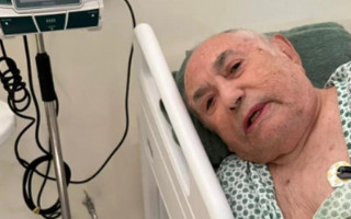 Apesar da melhora, Siqueira Campos segue internado em um hospital de Palmas.