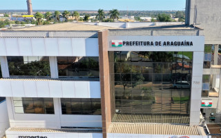 A ação de obrigação de fazer trata da cobrança do pagamento retroativo de diferenças decorrentes da revisão geral anual.