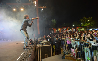 Ele relembrou canções que marcaram toda uma geração na voz de artistas como Skank e Jota Quest.