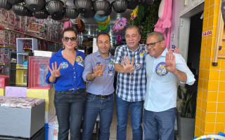 Candidato ao Senado fez caminhada acompanhado do prefeito de Araguaína Wagner Rodrigues. 