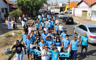A tradicional caminhada foi realizada na manhã desta segunda-feira, 19. 