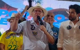 Ronaldo Dimas durante último comício em Araguaína. 