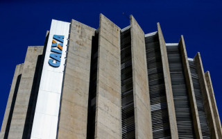 Estão contempladas na ação contratos de 4 milhões de clientes pessoa física.