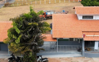O investimento vai beneficiar quase oito mil moradores da região leste de Araguaína, trazendo mais conforto e segurança.