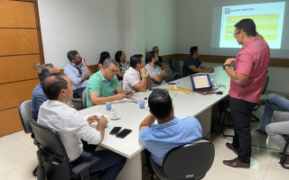 Reunião com recenseadores do IBGE, vereadores e secretários aconteceu no último dia 21.