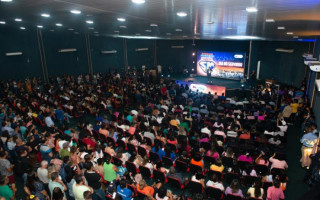 Prefeita Cinthia Ribeiro anunciou a criação do auxílio-alimentação no dia 27 de outubro.  de outubro