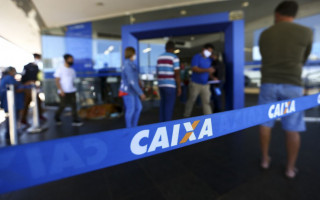 Bancos funcionarão dia 23 de dezembro, mas fecham no dia 30