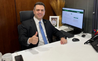 Tiago Dimas comemora sanção de lei