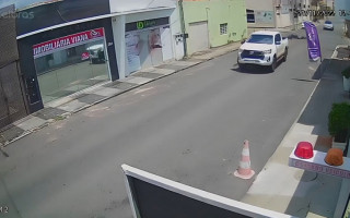 Acidente no cruzamento entre as ruas Sousa Porto e Rui Barbosa, no centro