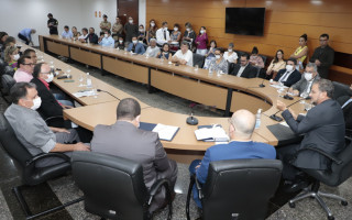 Reunião de sindicatos com órgãos e poderes públicos para tratar sobre a PEC da Previdência