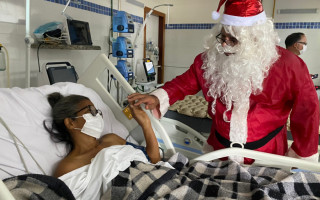  Papai Noel levou alegria para pacientes internadas no Hospital Regional de Gurupi