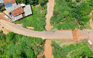 A estrutura será demolida e uma nova ponte será construída no local.