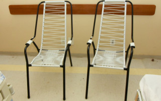  Novas cadeiras darão mais conforto para os acompanhantes