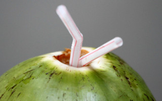 Lei proíbe fornecimento e uso de canudos que não sejam fabricados em material biodegradável