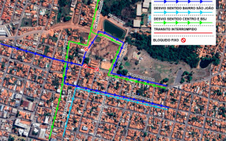 Uma das rotas é para quem está descendo a Avenida Castelo Branco em direção ao Bairro São João. Nesse caso, a orientação é virar à direita na Rua Machado de Assis
