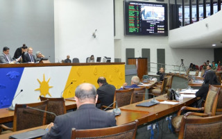 Discussões e votações aconteceram na noite de quarta-feira, 20.