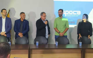  Presidente da ACIARA, Denilson Silva, ao lado de convidados
