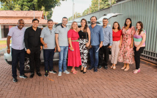 O Cantinho do Vovô é uma instituição que presta serviços de acolhimento e cuidado a idosos