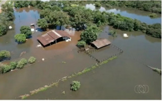 Imagens aéreas mostram áreas alagadas no estado