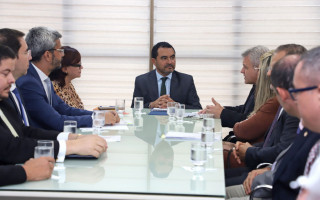 Governador recebeu em seu gabinete os chefes do TJTO, TCE-TO, MPTO e Defensoria Pública. 