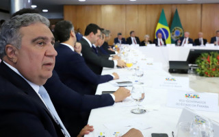 Vice-governador Laurez Moreira participa de encontro com o presidente da república