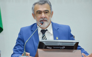 Deputado estadual e presidente da Aleto Amélio Cayres