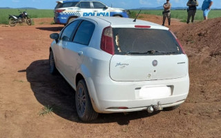Carro e moto foram achados em estradas da região