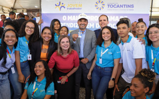 Lançamento do Programa Jovem Trabalhador ocorreu na ala Norte do Palácio Araguaia, em Palmas, nesta terça-feira, 23