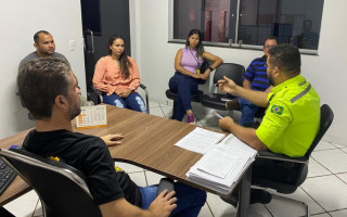 Município apresentou as normas às empresas e explicou a lei
