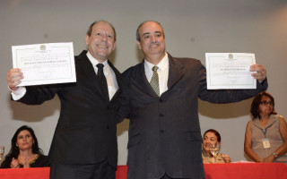 Dimas tira férias de 30 dias e vice-prefeito Fraudneis Fiomare assume.