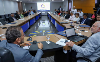 A reunião de trabalho contou com a equipe da Secretária de Estado da Cultura e secretários de diversas pastas do Governo
