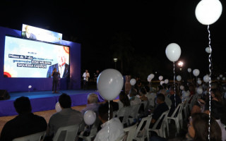 Após a missa, familiares e amigos assistiram a uma homenagem a Siqueira Campos. 