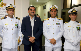 Governador Wanderlei Barbosa prestigia solenidade de transmissão do cargo de Capitão da Marinha no Tocantins.