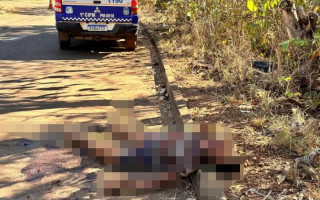 Corpo do jovem estava caído na rua 