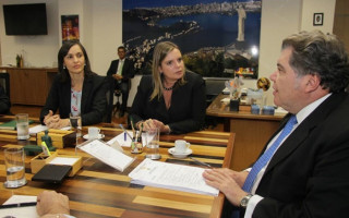 Ao ministro do Meio Ambiente, Sarney Filho, Claudia Lelis reivindicou a inclusão do Tocantins em projetos do Ministério
