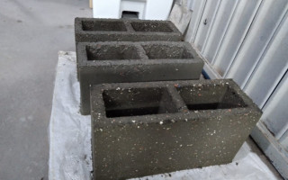 Segundo o idealizador, o concreto produzido a partir de plástico tem a mesma resistência do convencional. 