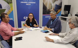  Nesta terça, 22, Wagner esteve na sede da Caixa Econômica Federal, em Palmas, para apresentar o plano de trabalho do projeto. 