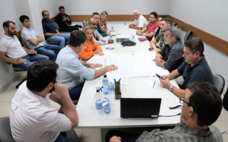 Os participantes discutiram a criação de um ambiente acolhedor, seguro e tecnologicamente avançado, levando em conta a sustentabilidade ambiental para garantir a eficiência e a responsabilidade social do projeto.