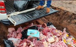 Carnes impróprias para consumo foram descartadas.