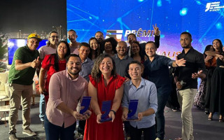 Equipe da TV Jovem Record TV levou três troféus 